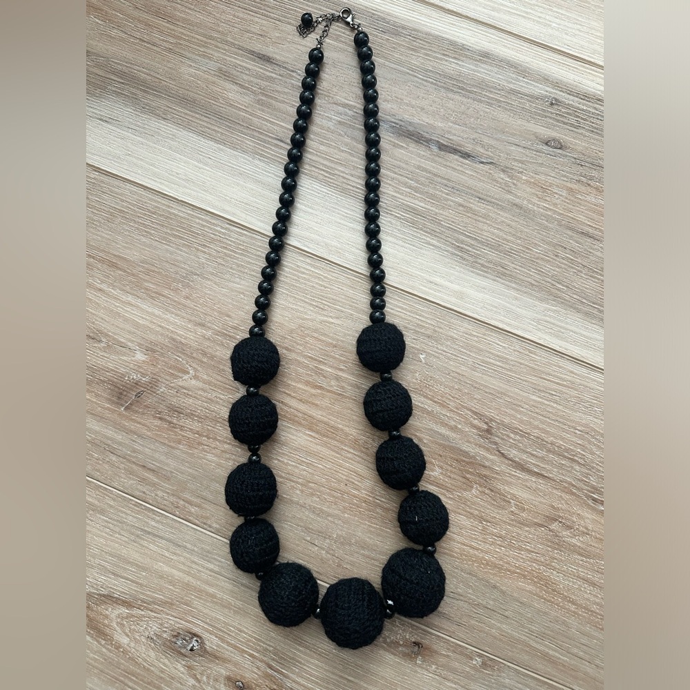 Vintage Crocheted Bubble Ball Necklace